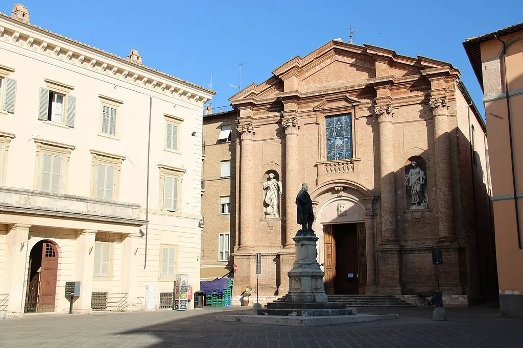 Cammino Francescano della Marca, Foligno, Chiesa di Sant'Agostino