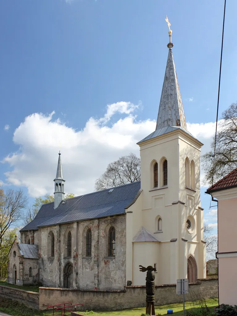Kostel Narození Panny Marie, Klášter Hradiště nad Jizerou
