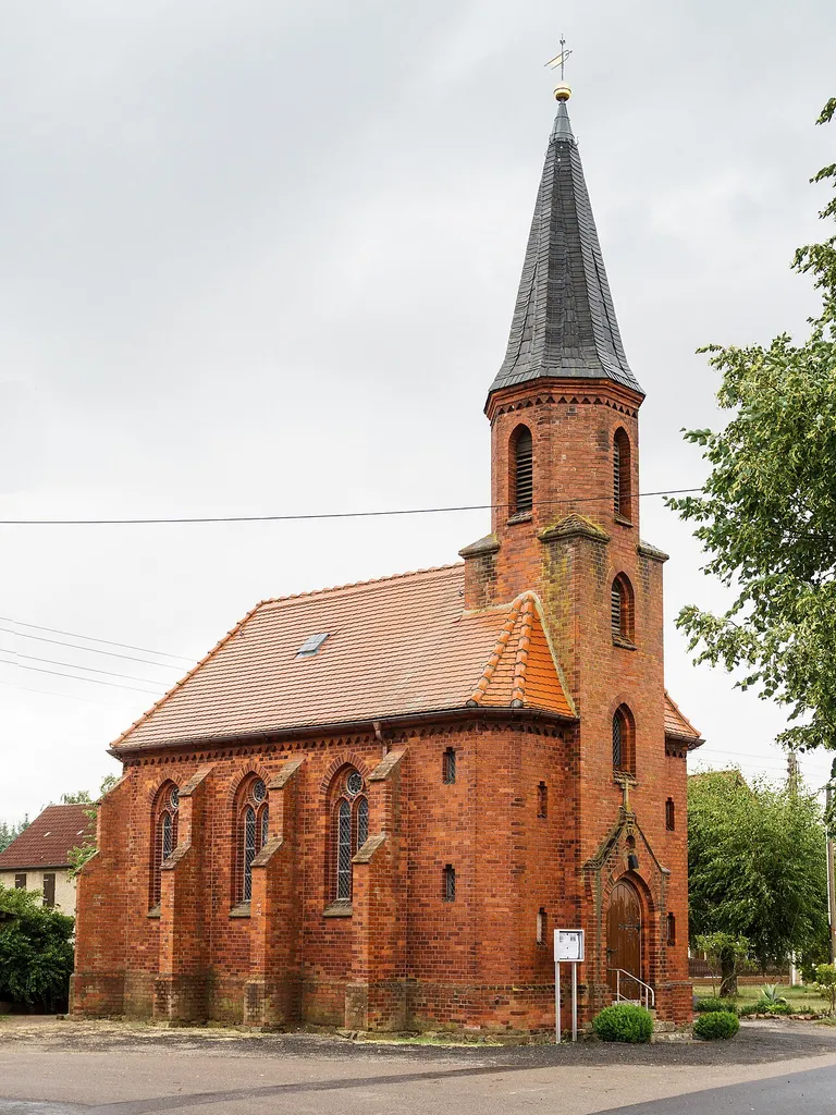 Dorfkirche, Dorfstraße in Herzberg OT Friedrichsluga This is a picture of the Brandenburger Baudenkmal (cultural heritage monument) with the ID 09135315 (Wikidata)
