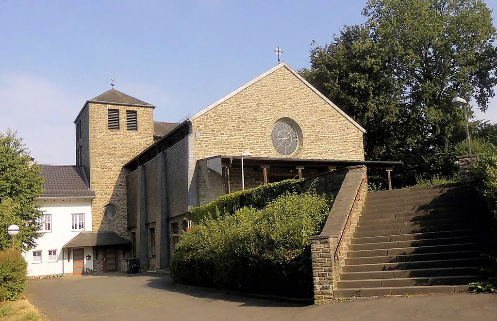 Herz-Mariä-Kirche in Alzen, Gemeinde Morsbach