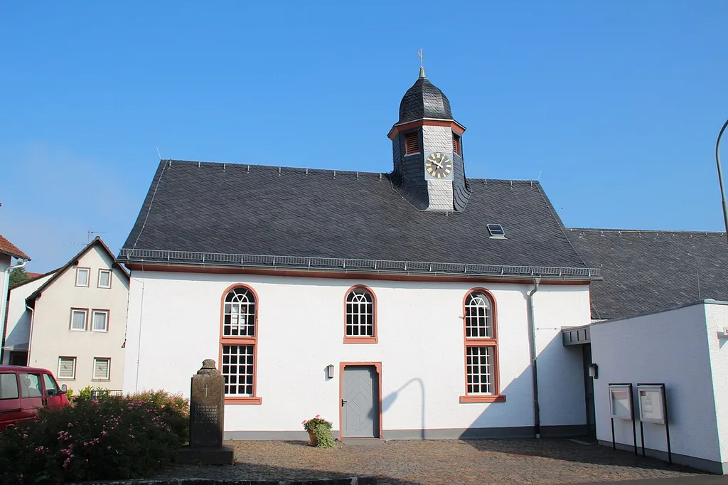 Evangelische Kirche Bersrod, Gemeinde Reiskirchen, Landkreis Gießen, Hessen, Deutschland