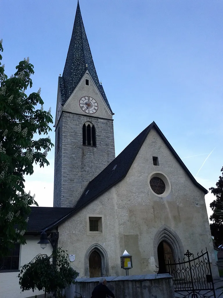 Katholische Pfarrkirche St. Helena - Mühlbach, Südtirol (BZ)