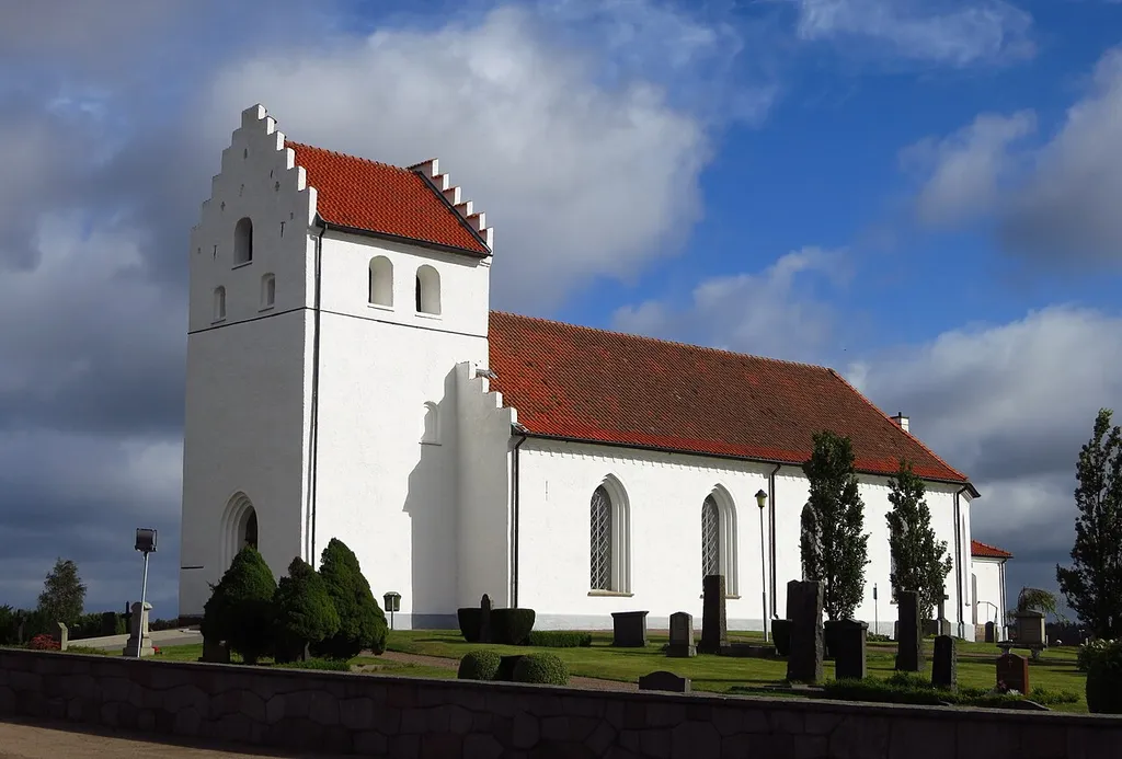 Ekeby kyrka, september 2012