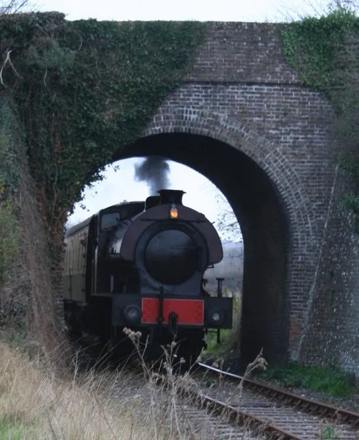 In the arch Cumbria in the arch as it does the run to Wallingford, I was hoping there would have been more smoke but it was coasting down this section.