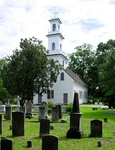 St. David's Episcopal Church and Cemetery