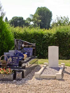 Forest-Montiers Churchyard