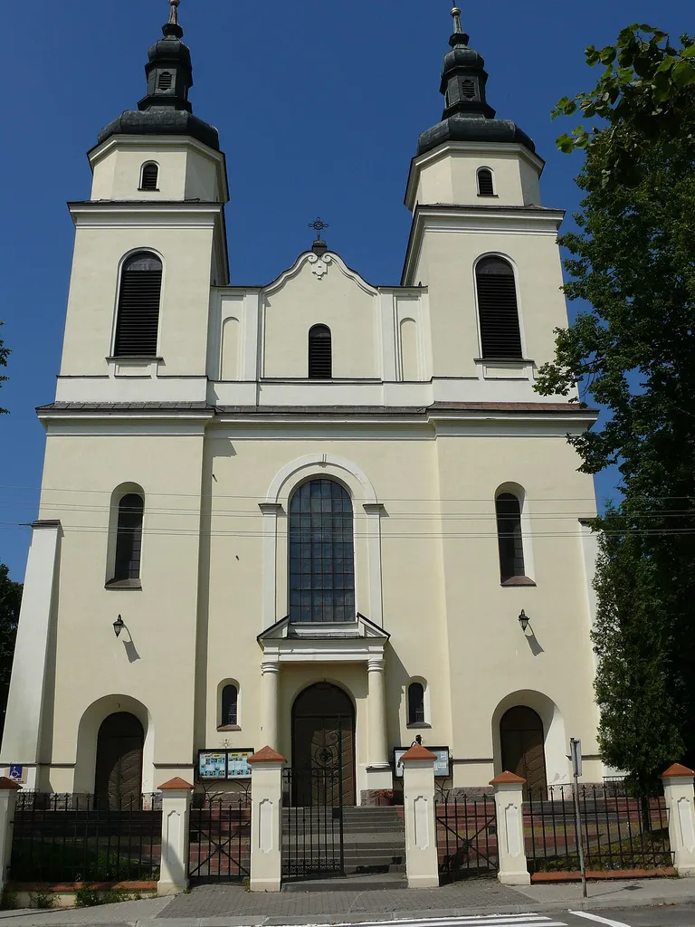 zespół kościoła par. p.w. św. Jakuba Apostoła Kościół par. p.w. św. Jakuba Apostoła, mur., 1926-1935 Plebania Jedwabne, Jedwabne