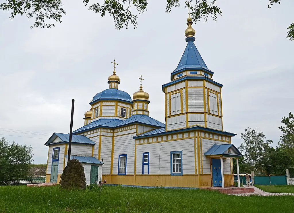 Іванівська церква (дер.), село Розкопанці,