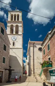 Holy Cross church