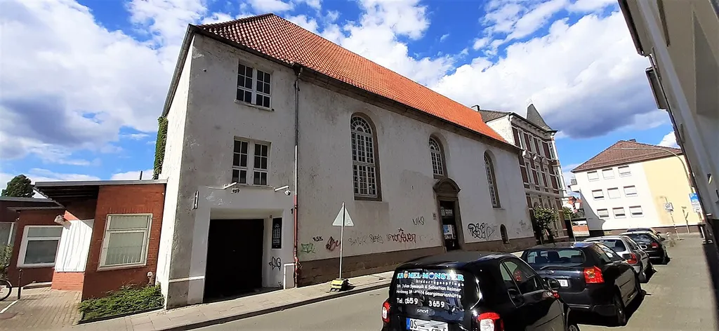 Ehemalige Komtureikirche Osnabrück. Später Tanzsaal und Lager, heute Amateurtheater „Probebühne“.