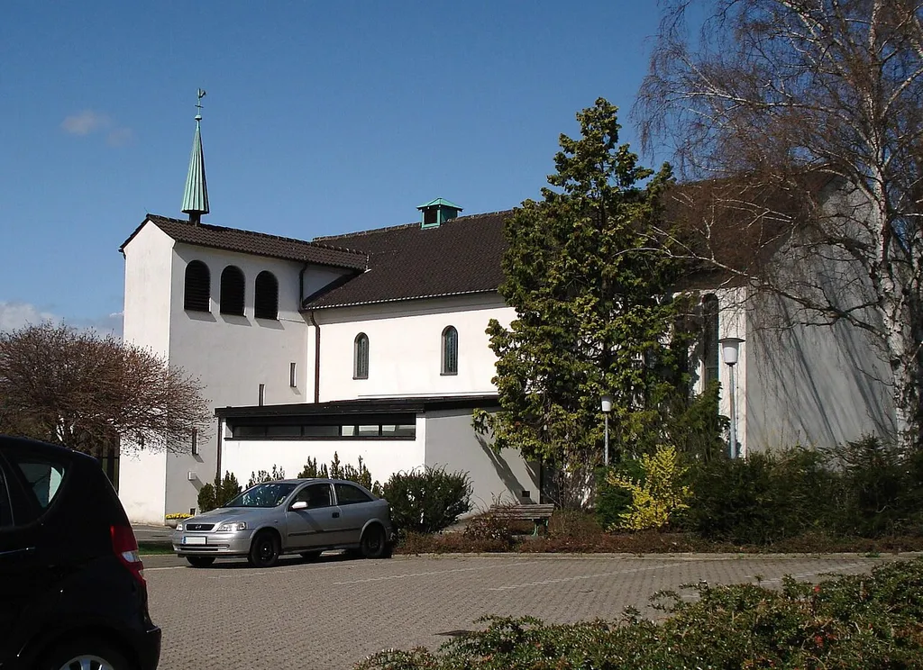 Christ-König-Kirche in Holzlar