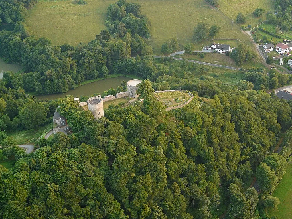 Luftbild der Burg Blankenberg, Hennef