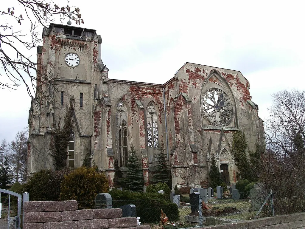 Church ruin in Wachau (Markkleeberg, Leipzig district, Saxony) from the south
