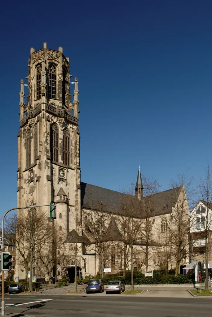 Herz-Jesu-Kirche, Roßstraße 79 in Düsseldorf-Derendorf, Germany