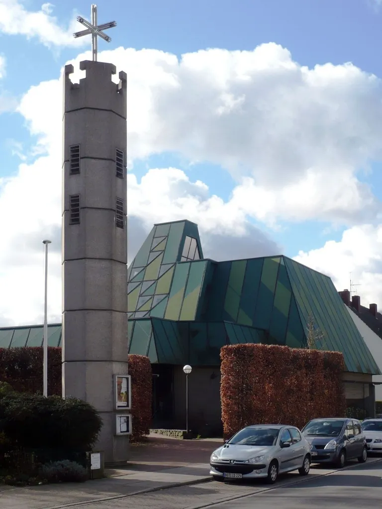 Christus König, kath. Kirche in Essen-Haarzopf