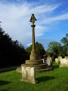Churchyard Cross north of the narthex of Church of St Andrew