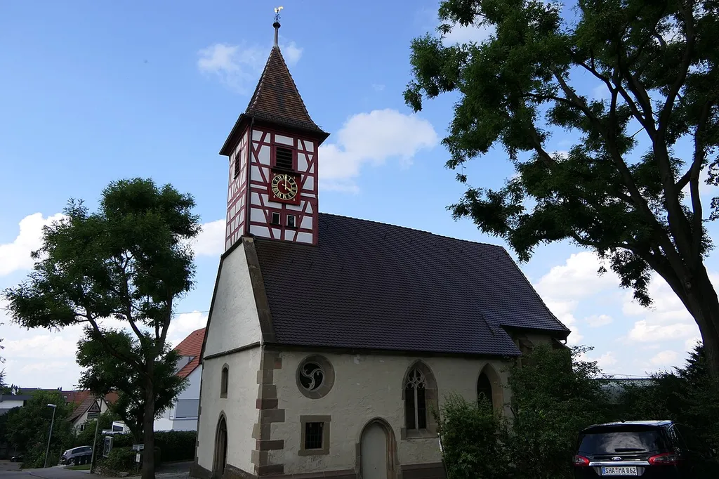 Die evangelische Pfarrkirche in Waiblingen-Hegnach.