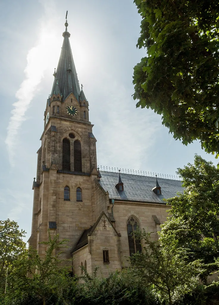 Evang.-Luth. Pfarrkirche St. Paul, Amalienstraße 64, Fürth