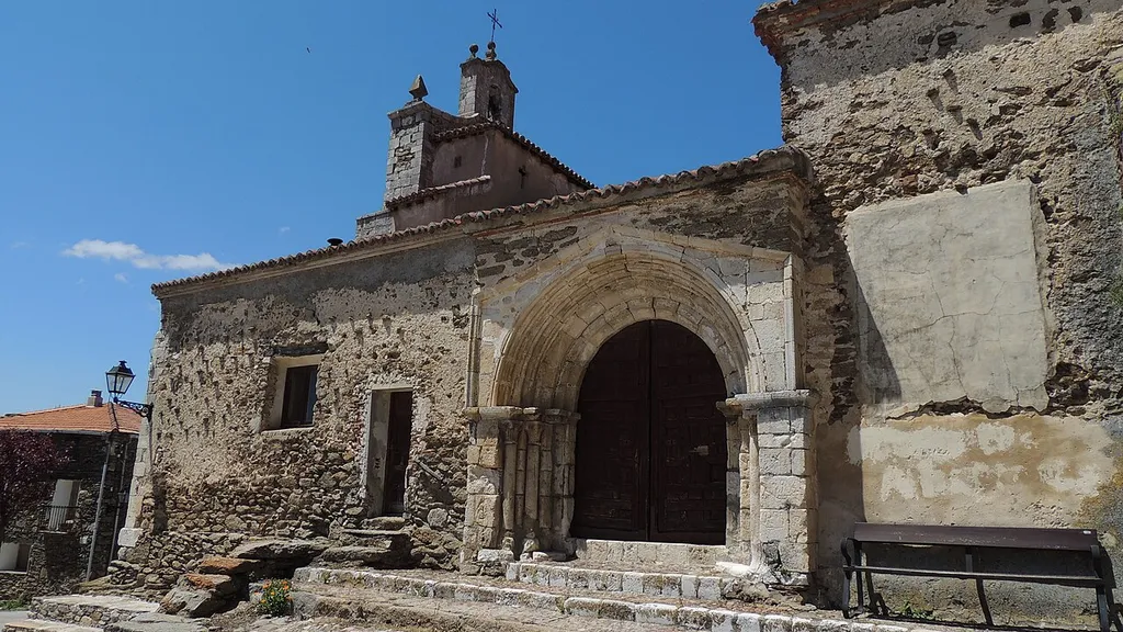 Iglesia de San Lorenzo en Bustares