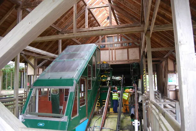 Funicular railway, CAT Working to repair it