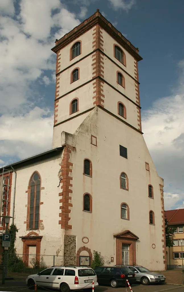 Johanneskirche in Hanau, Südseite, aufgenommen von Südosten.