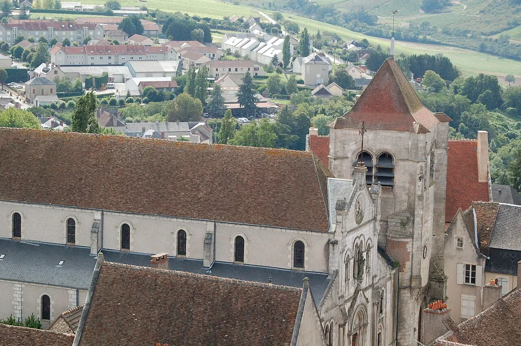 vue générale de l'édifice depuis la tour de Sancerre