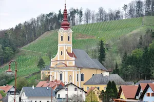 Kath. Pfarrkirche hl. Johannes der Täufer