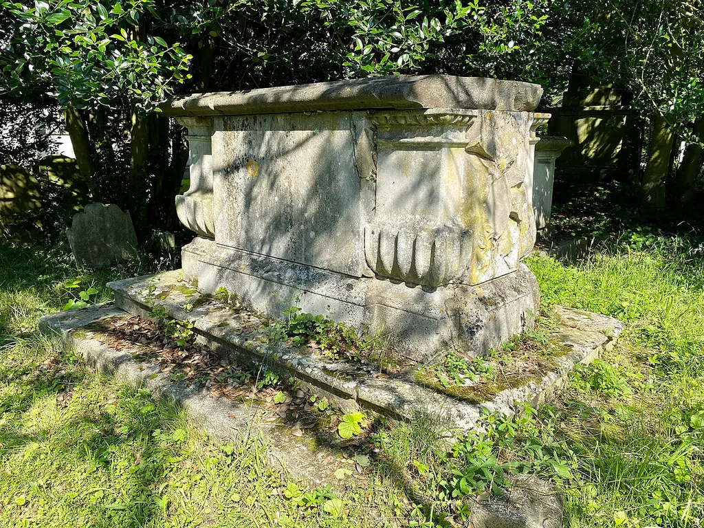 An unidentified chest tomb at St Mary's Churchyard in Hendon