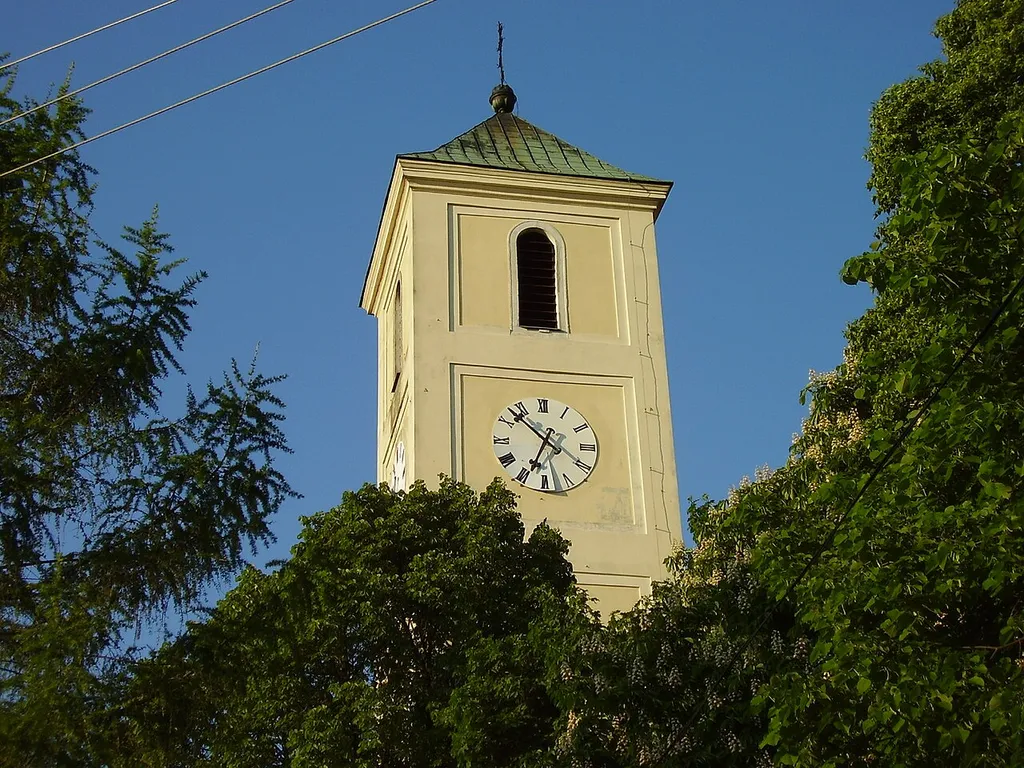 Rusovce - veža Kostola svätej Márie Magdalény