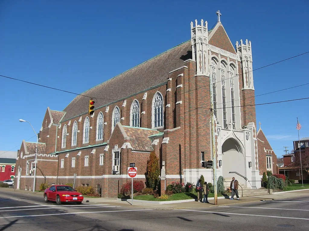 Front of St. John's Lutheran Church, located at the intersection of Market and Seventh Streets in Zanesville, Ohio, United States. Built in 1926, it is listed on the National Register of Historic Places.