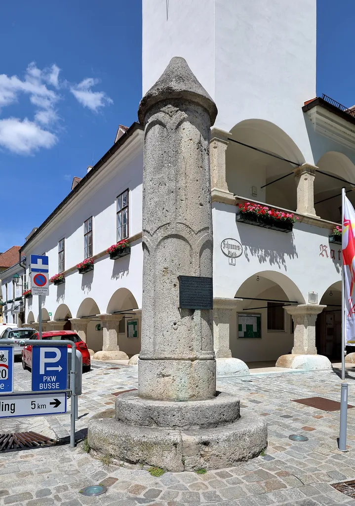 Pillory in front of the town hall of Gumpoldskirchen.