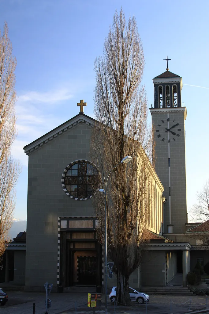 St. Peter's Church, Avenue Jean-Gambach 6, Fribourg