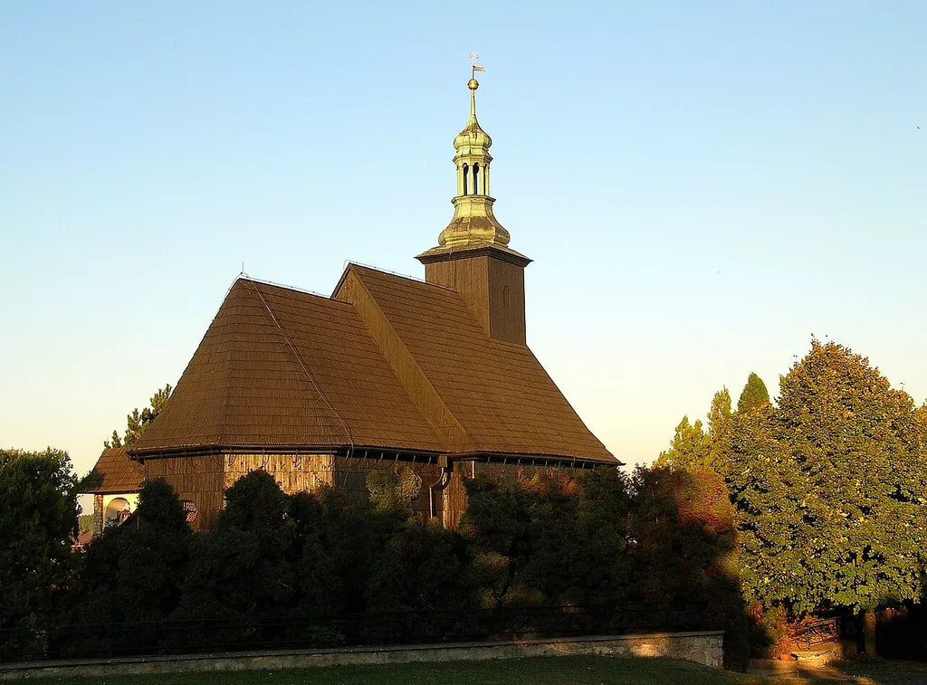 Kościól drewniany we wsi Malnia