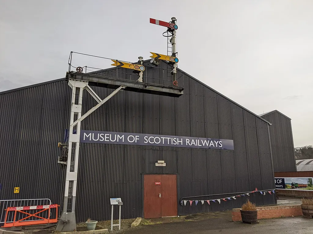 Train Signal outside the Museum of Scottish Railways
