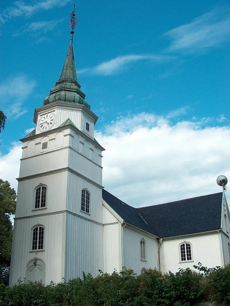 Østre Porsgrunn kirke, sett fra sør
