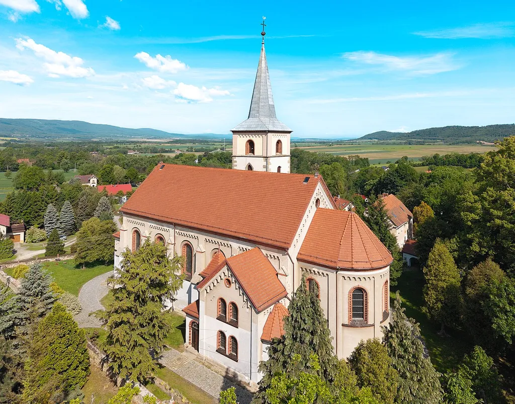 Saint Lawrence church in Stary Waliszów