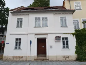 Natural History Museum ‘Dr Curt Heinke’