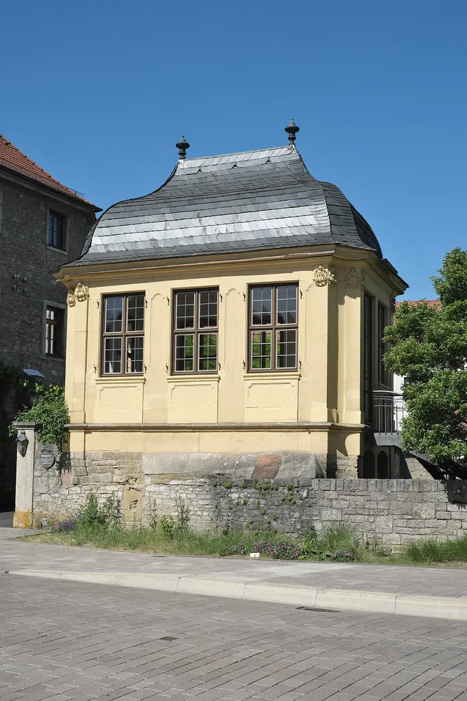 Pavillon, Würzburger Straße 14, in Randersacker im Landkreis Würzburg in Unterfranken (Bayern/Deutschland)