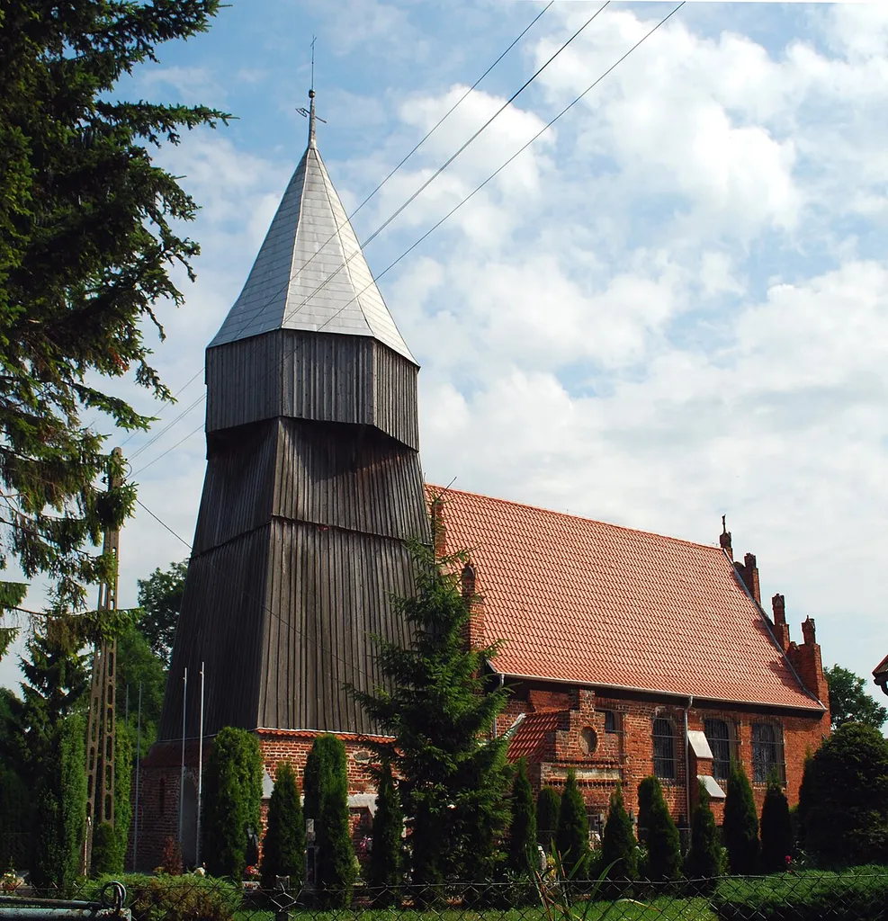 Kościół w Jezierniku.
