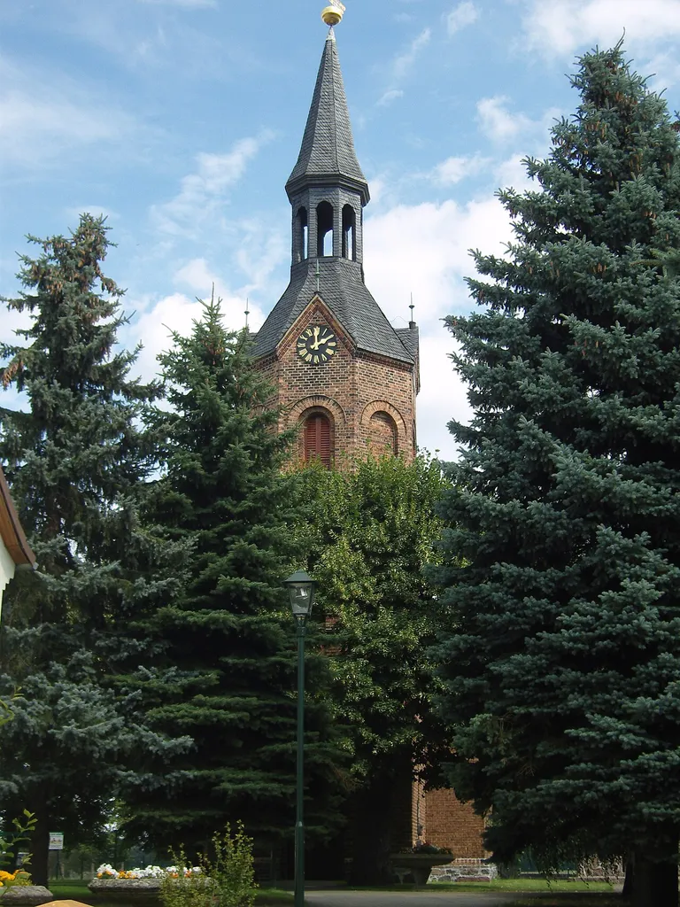 Dorfkirche in Saalhausen einem Ortsteil von Großräschen, die Kirche ist ein Baudenkmal
