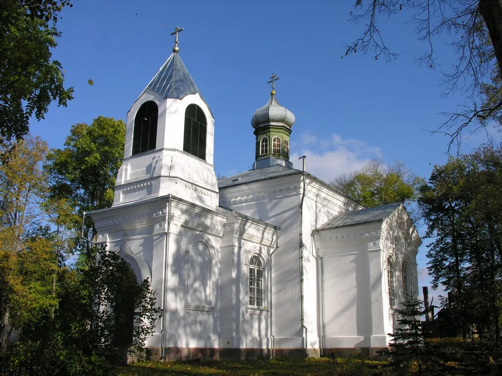 Viekšnių cerkvė, Mažeikių raj. Foto: Algirdas, 2005 m. spalio 20 d.