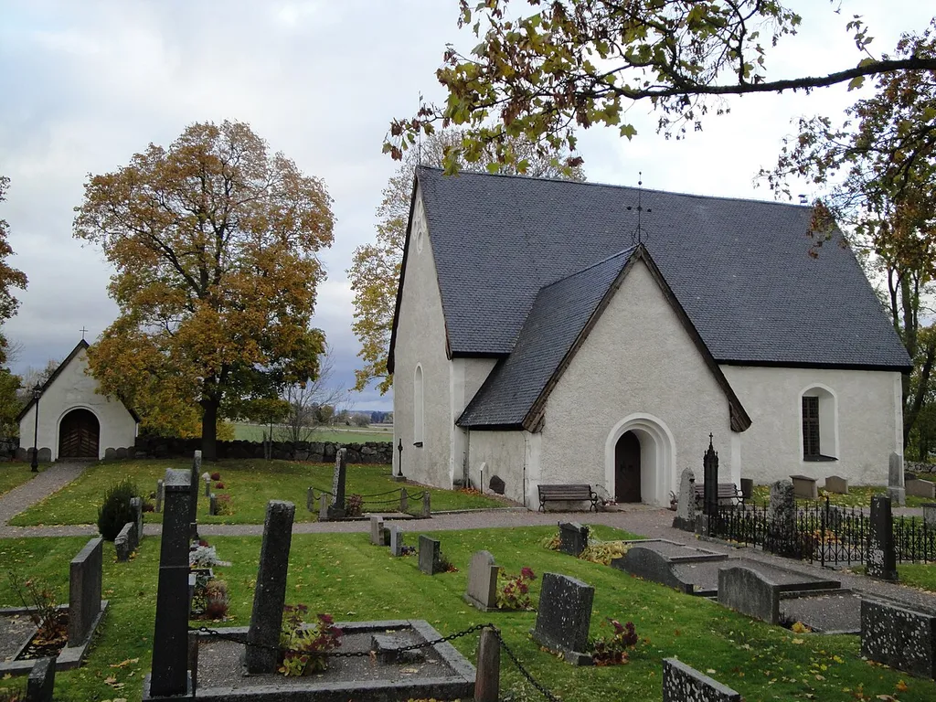 Lunda kyrka, Uppsala stift, Sigtuna kommun.