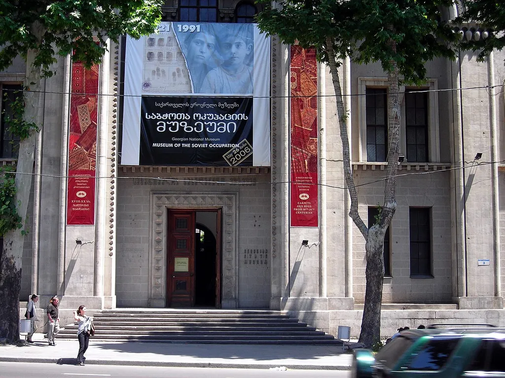 Museum of the Soviet period. Closed.