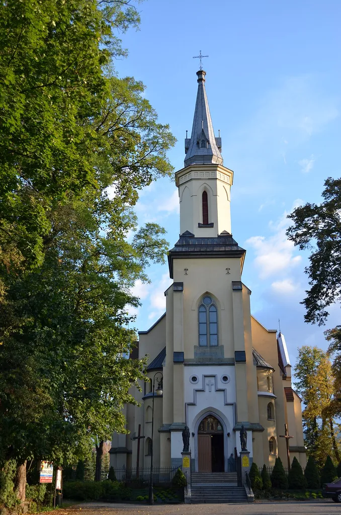 Nawojowa, kościół par. p.w. Nawiedzenia NMP, 1894-1898