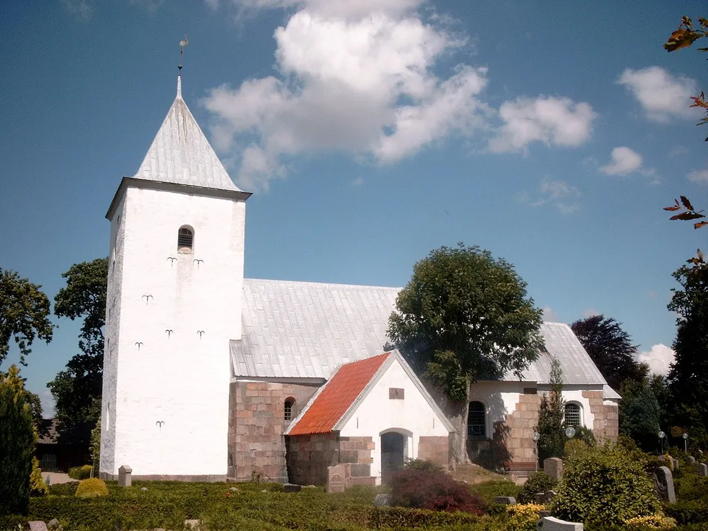 Thorstrup kirke, Thorstup sogn, Varde Kommune (former: Øster Horne Herred, Ribe Amt).