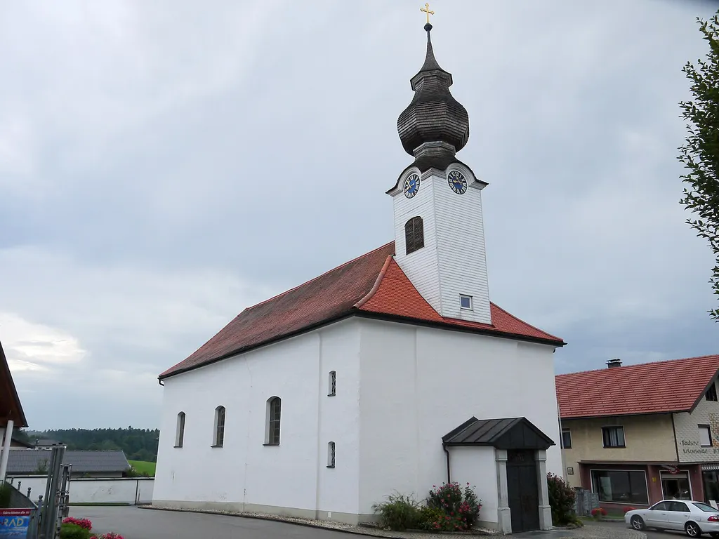 Kath. Pfarrkirche hl. Leopold