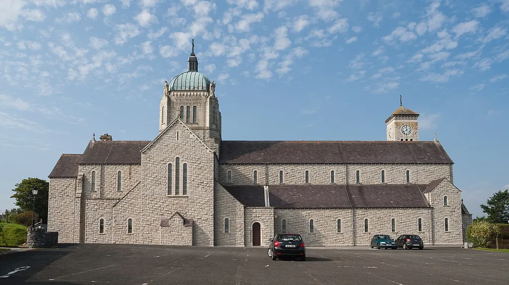 East side of the Church of the Sacred Heart.