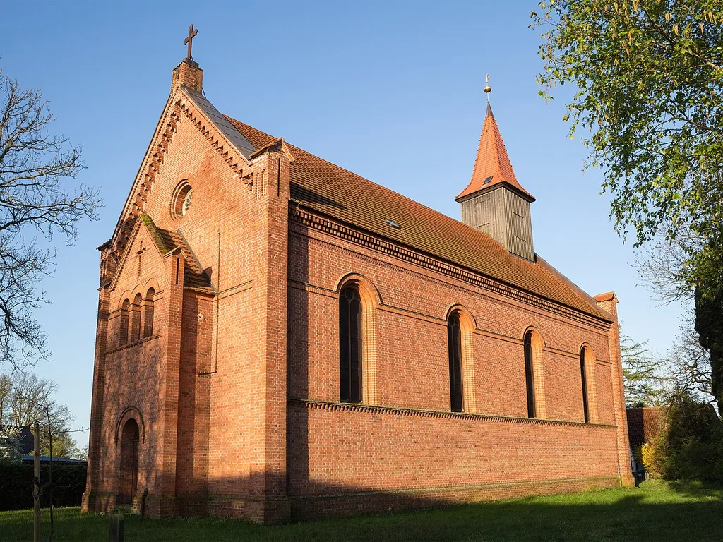 Dierhagen, church
