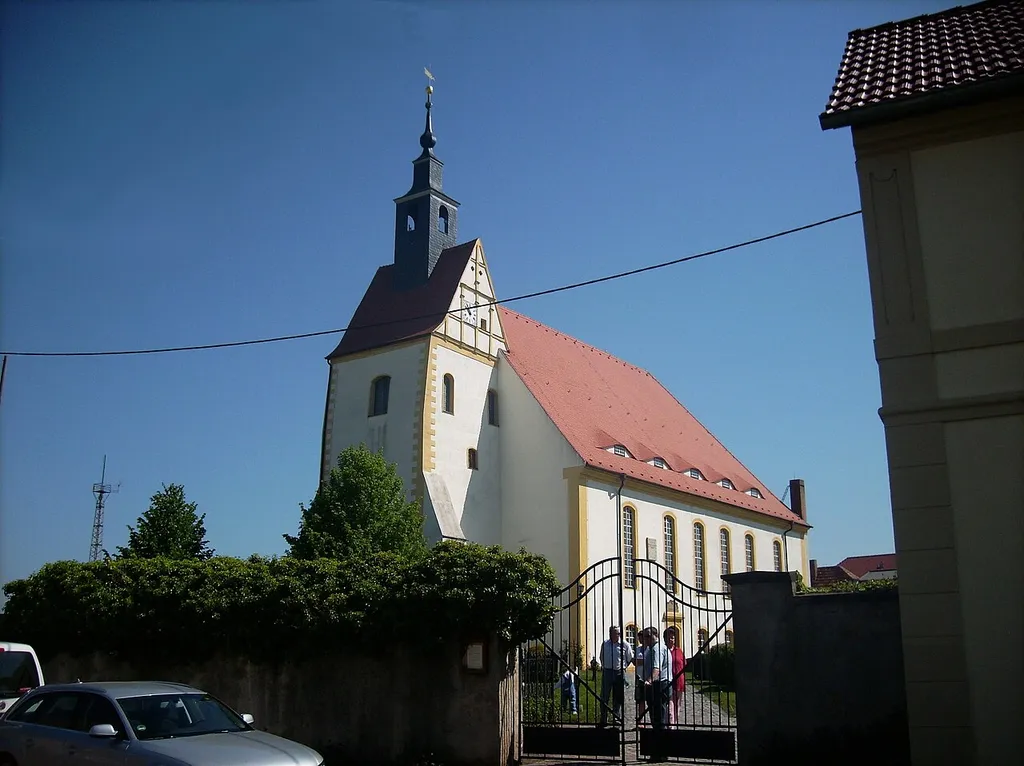 Rüsseina Church (Ketzerbachtal, Meissen district, Saxony) from the south-west