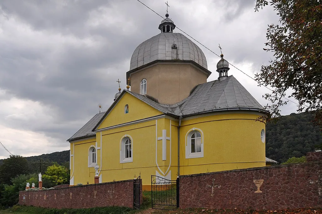 Церква св. Параскеви (мур.), село Устечко,